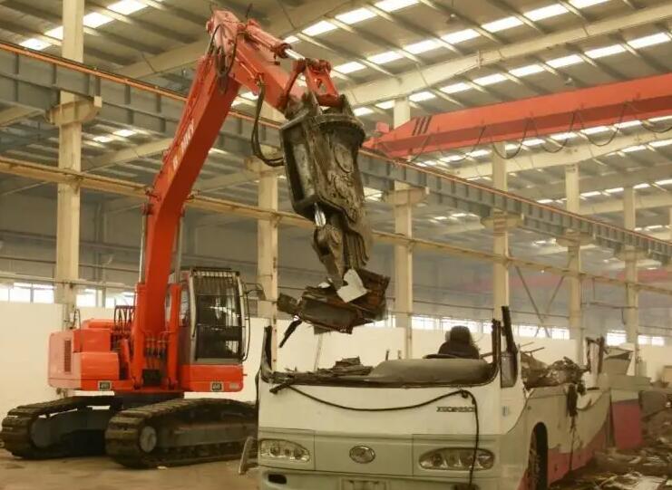 办理机动车报废收费吗? 办理机动车报废收费吗?